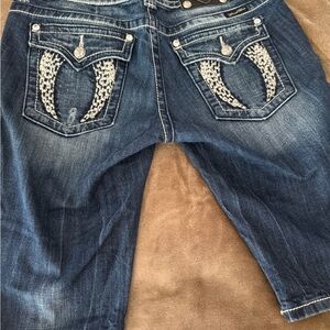 Miss Me Bermuda shorts w/angel wings